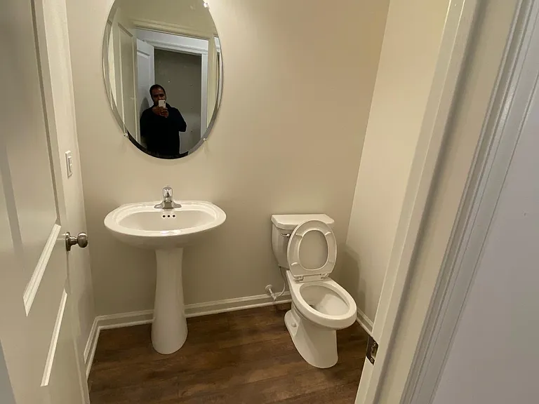 321 Kramer Ct — Photo 5