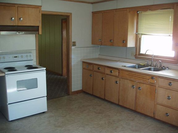 4th image of 470 7th Ave S #S