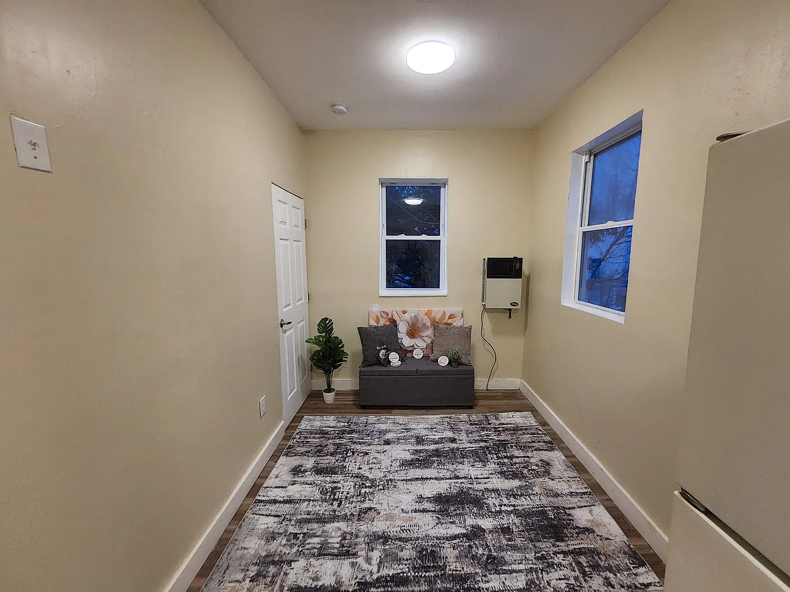 2 bed, 800 sqft, $1,250 — Photo 1