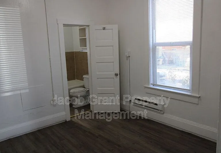307 H St #1 — Photo 6