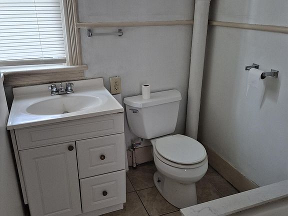 5th image of 128 Market St APT 5