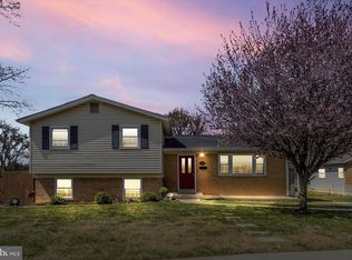 14200 London Ln, Rockville, MD 20853