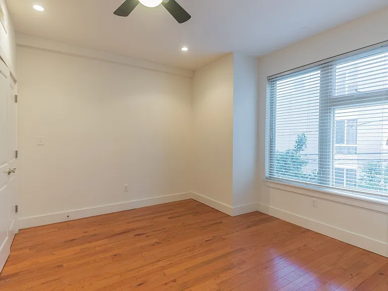 1535 Ogden St — Photo 19