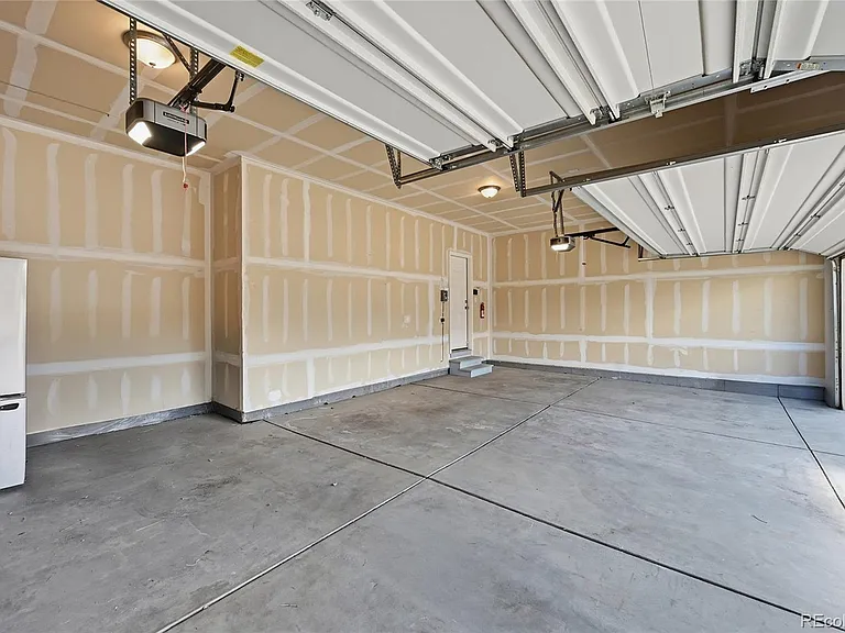 3645 Desert Ridge Cir — Photo 41