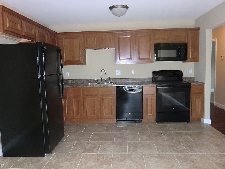 Sandridge Villa 243Kitchen (2)