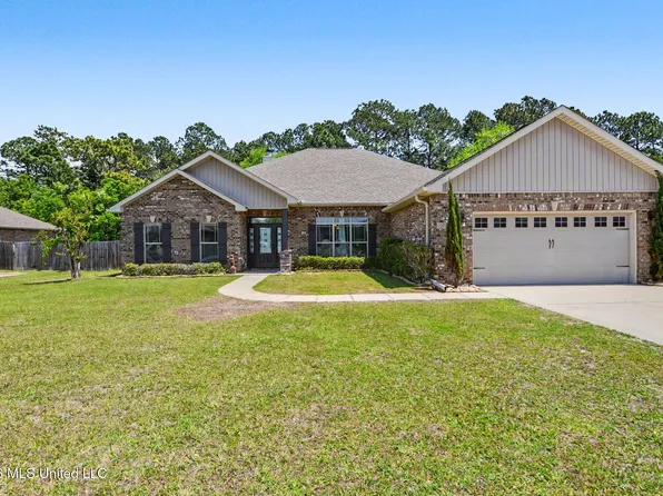 12026 Sargent Cherry Dr, Ocean Springs, MS 39564