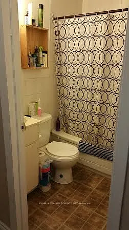 1242 College St #3 — Photo 8