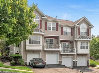 114 Ridge Dr, Pompton Lakes Boro, NJ 07442