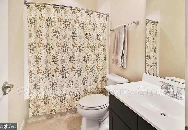 7905 Trailview Xing — Photo 25