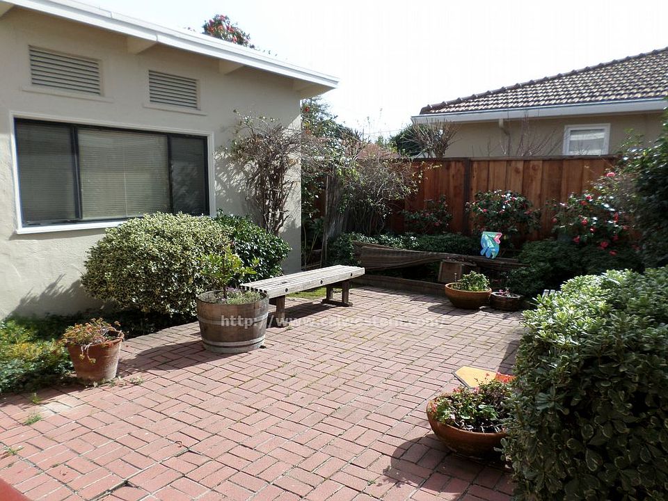 1st image of 200 Cypress Ave