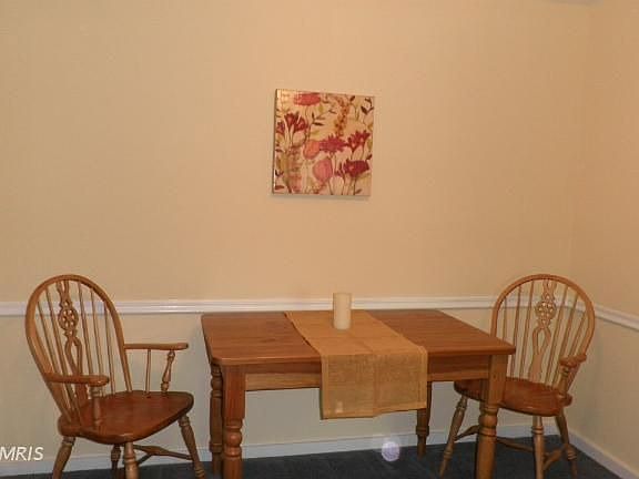 5th image of 3300 Hewitt Ave Unit 2-1