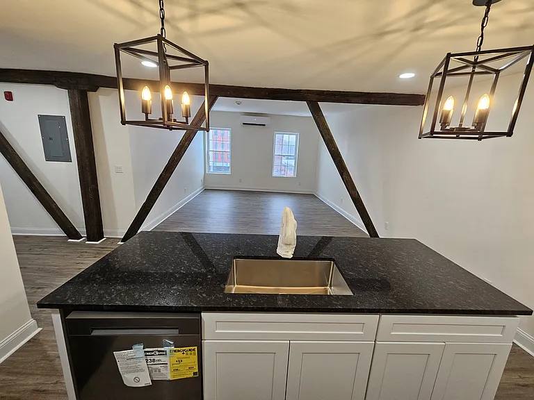 406 Main St #2 — Photo 19