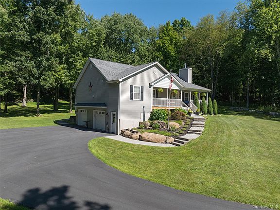 3rd image of 64 Guinea Hill Road