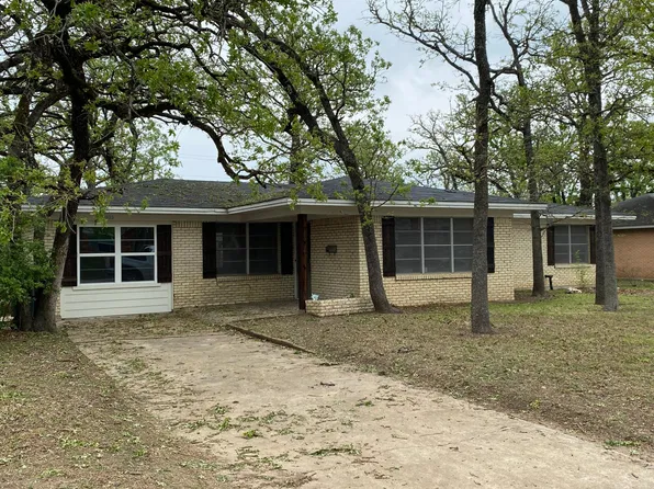 4003 Oaklawn St, Bryan, TX 77801