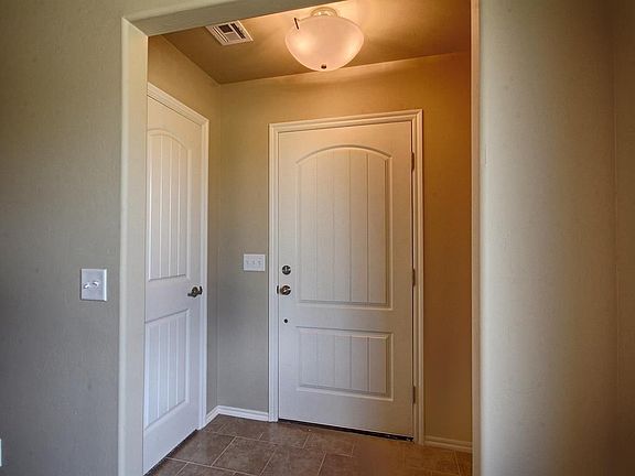 2nd image of 9312 Tara Plantation Dr