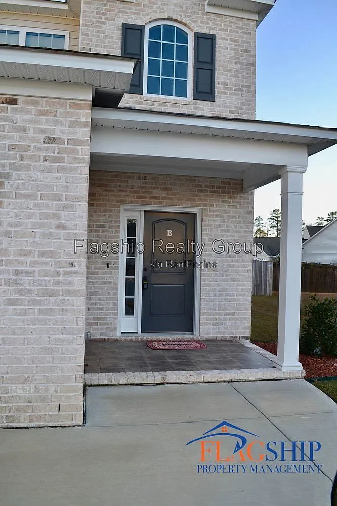 3 bed, 2.5 bath, 1707 sqft, $1,850 — Photo 4