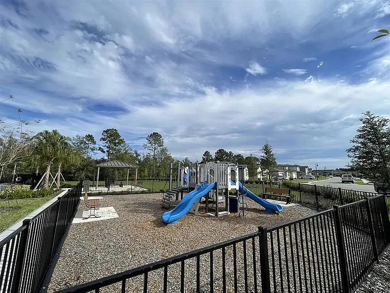 17135 Cagan Crossings Blvd — Photo 16