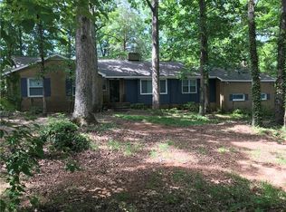 1616 Blue Ridge Ave, Belton, SC 29627