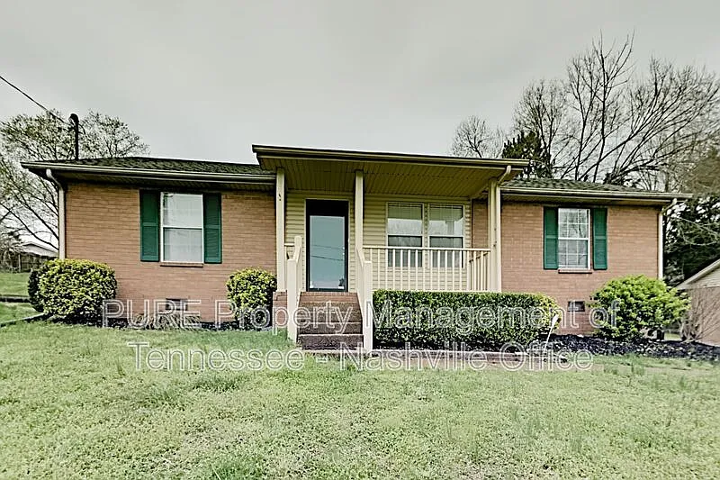 3 bed, 2.0 bath, 1107 sqft, $1,999 — Photo 2