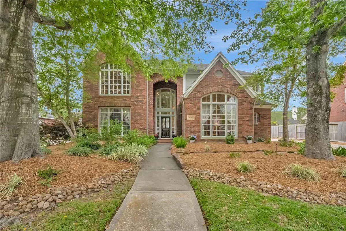 Front Exterior - Valley Green Ct
