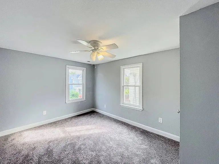 1411 Highland Ave — Photo 8