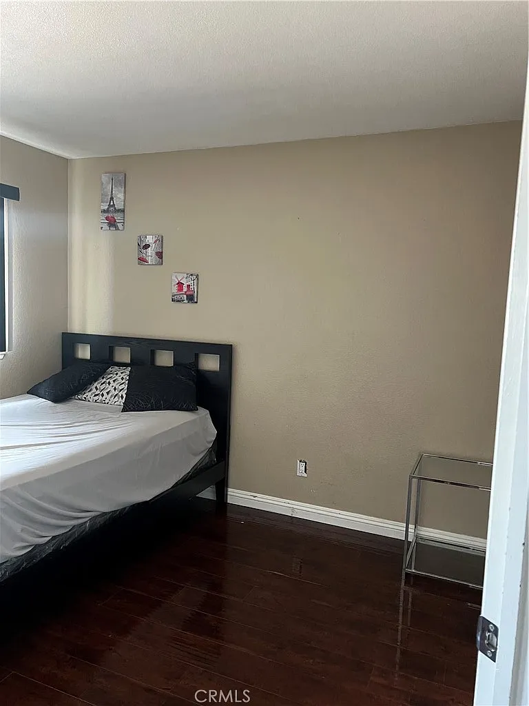 1 bed, 525 sqft, $1,700 — Photo 3