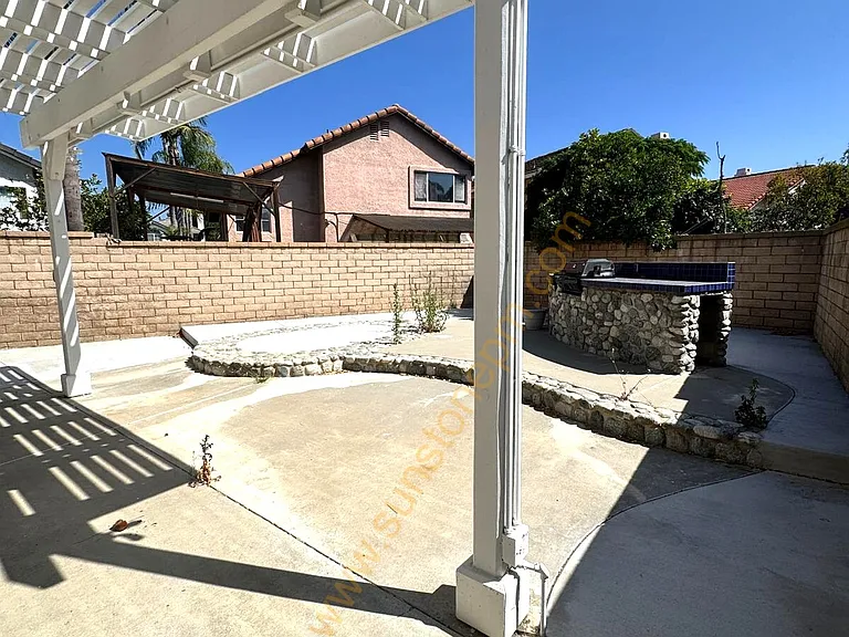 2180 Hedgerow Ln — Photo 22