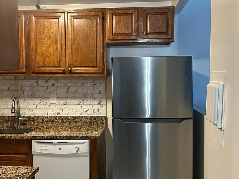 7609 Fontainebleau Dr #2215 — Photo 5