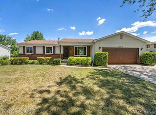 583 Montana St, Marysville, MI 48040