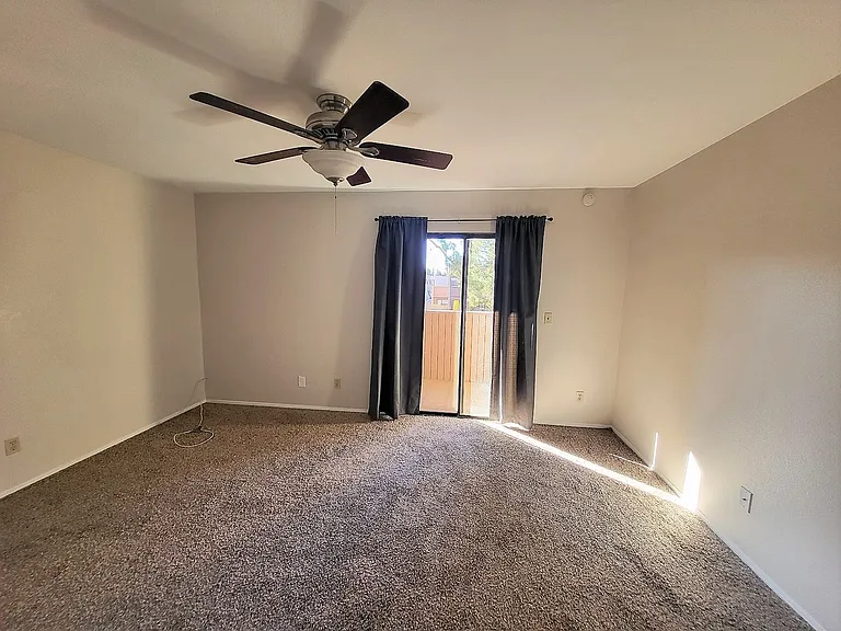 1320 S McKemy St — Photo 15