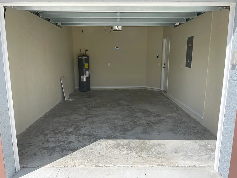 5025 Leonard Blvd S — Photo 5