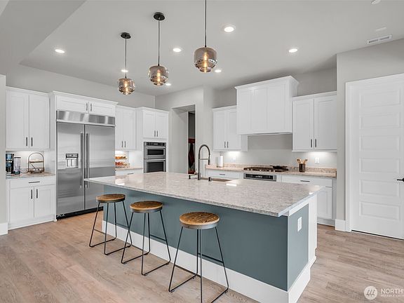 4th image of 12716 144th Avenue NE