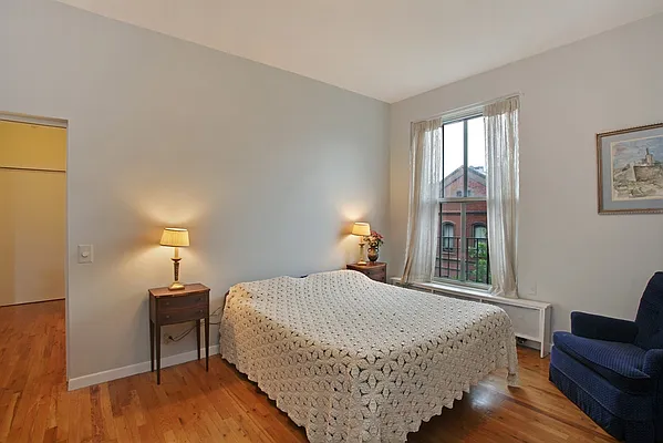 Sold by Corcoran | media 28