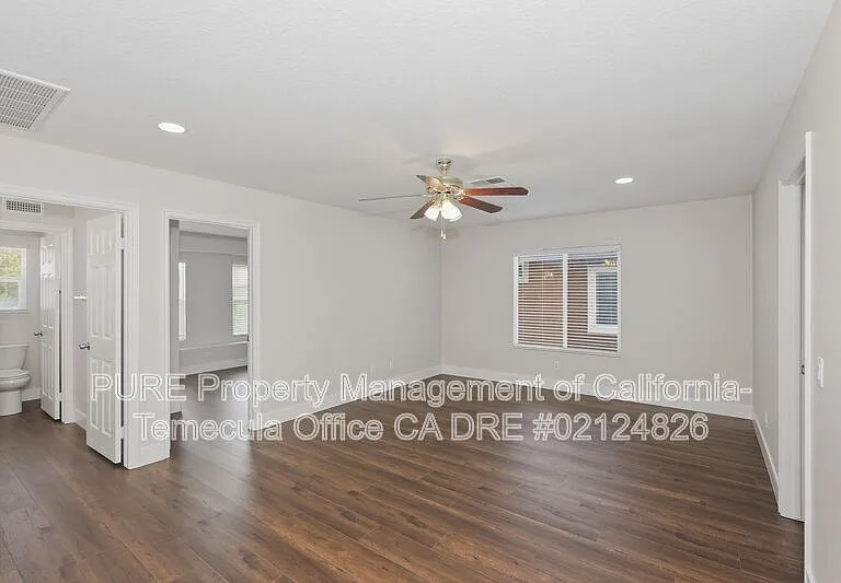 29754 Maxmillian Ave — Photo 12