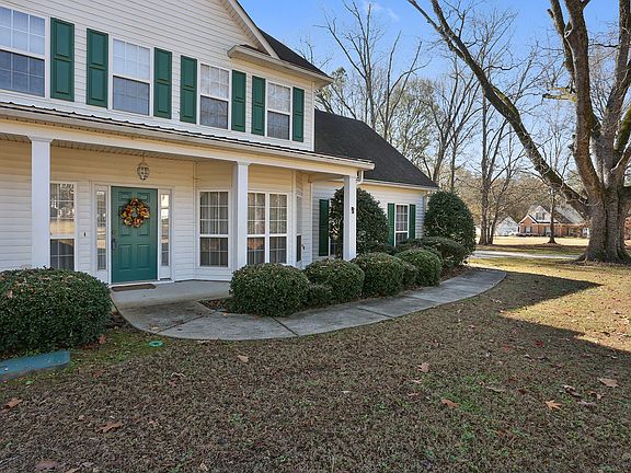 3rd image of 100 Dorsett Dr