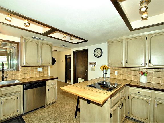 5th image of 649 E Serena Ave