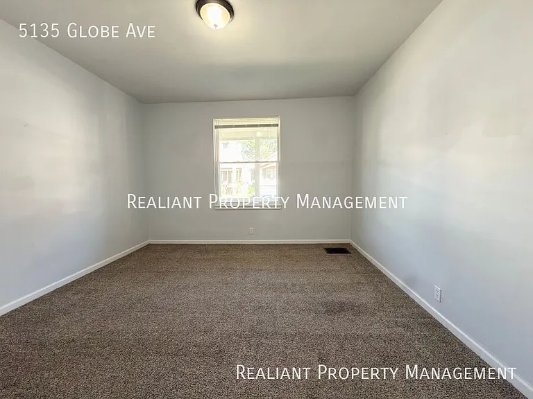 5135 Globe Ave — Photo 4
