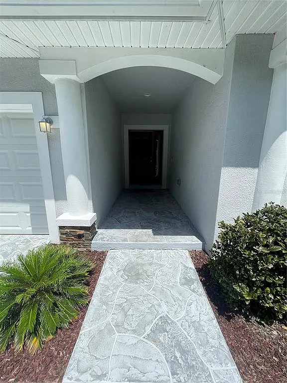 4 bed, 2.0 bath, 1848 sqft, $2,750 — Photo 2