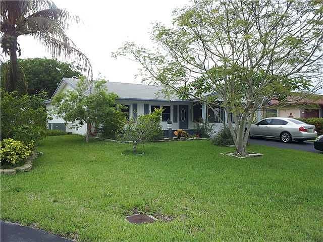 1st image of 8205 NW 93rd Ave