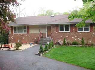 67 Dixon Rd, Carmel, NY 10512