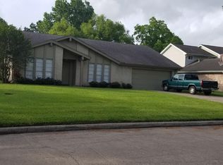 312 Westwood Dr, Friendswood, TX 77546