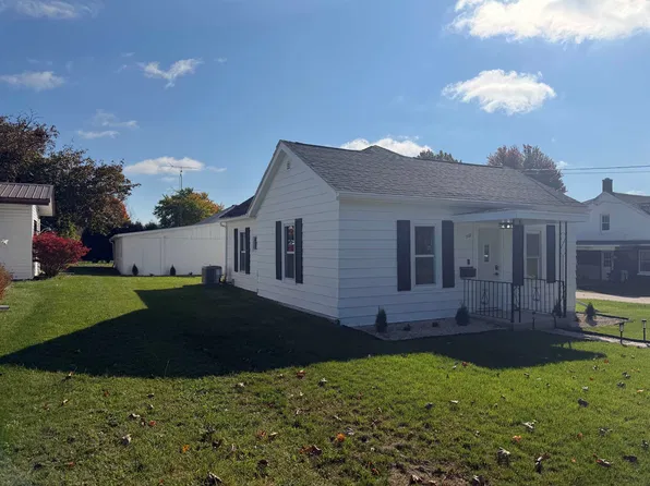 718 1st St, Kiel, WI 53042