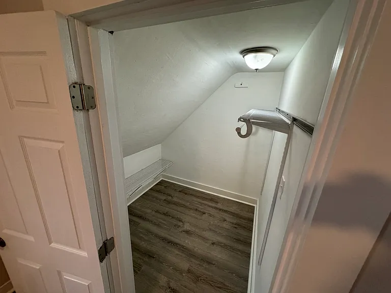34 Sycamore St #2 — Photo 5