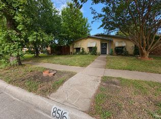 8516 Londonderry Ln, Dallas, TX 75228