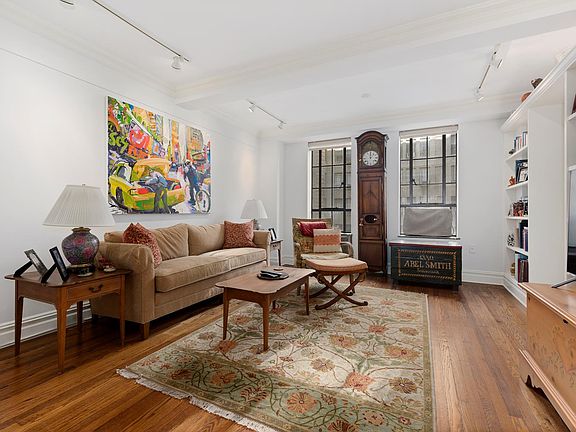 4th image of 333 W 56th St #5MN
