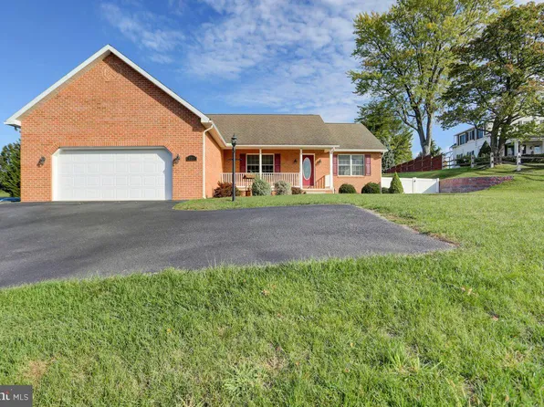 8397 Stottlemyer Rd, Waynesboro, PA 17268