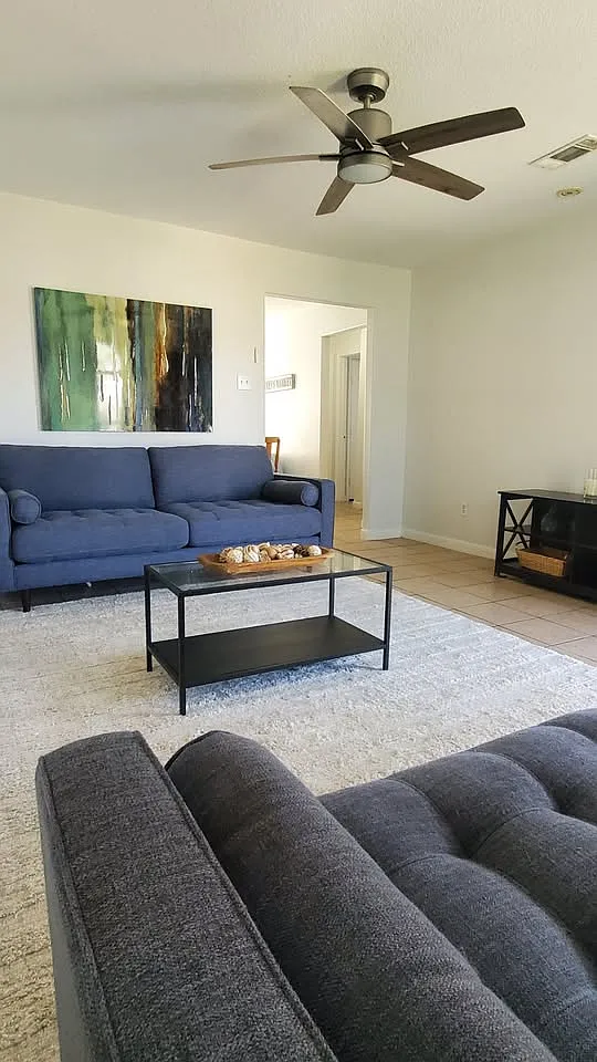 114 Treasure Dr — Photo 1