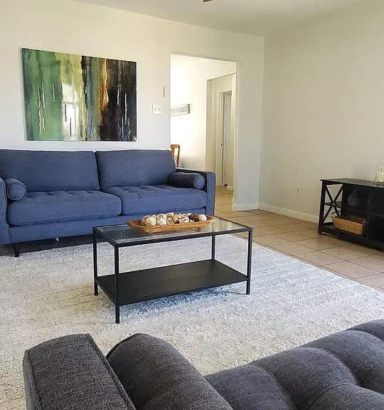 114 Treasure Dr — Photo 1