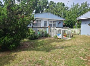3929 Shelby Ave, Kitty Hawk, NC 27949