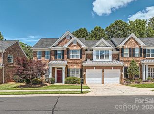 803 Treverton Dr, Matthews, NC 28105